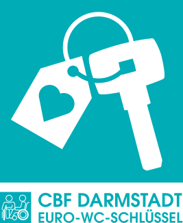 Abgebildet ist in weiß auf mintfarbenem Grund ein Zylinderschlüssel mit einem Schlüsselanhänger in Hausform und einer Herz-Aussparung. Darunter steht der Text "CBF DARMSTADT EURO-WC-SCHLÜSSEL" und das CBF-Icon mit zwei Rollstuhlnutzenden im Gespräch.
