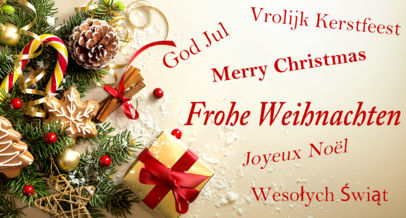 Weihnachtsdekoration auf hellgoldenem Hintergrund mit der Aufschrift "Frohe Weihnachten" in 6 verschieden Sprachen