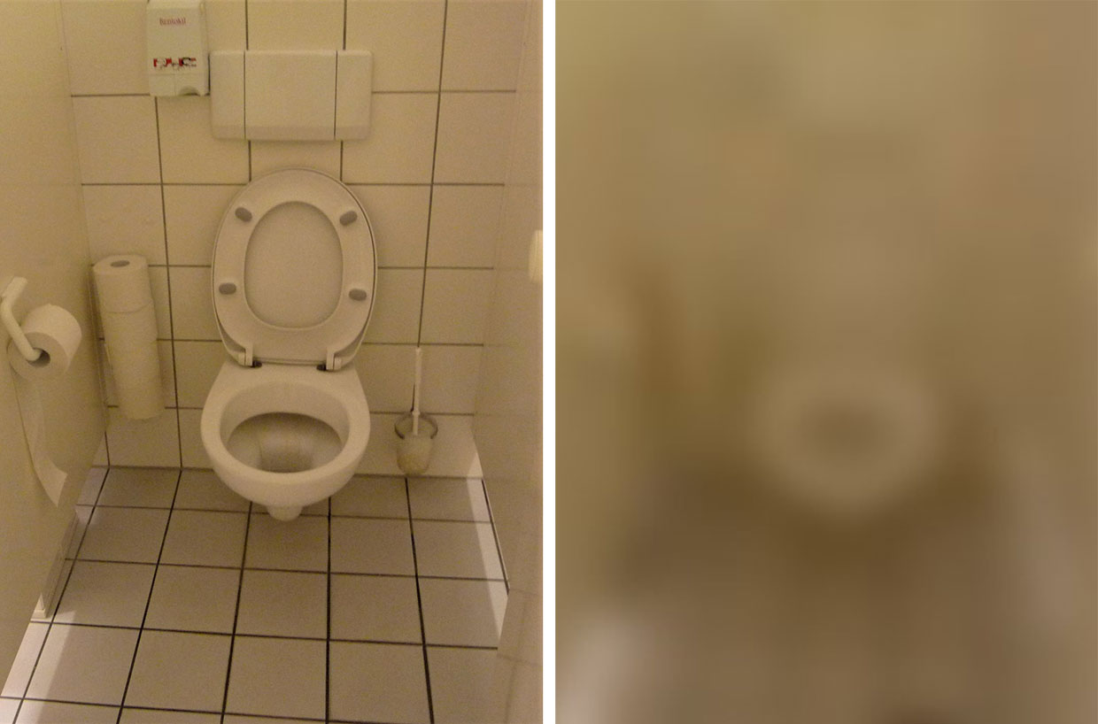 Zwei Fotos einer WC-Kabine ohne Kontraste, einmal mit und einmal ohne starker Seheinschränkung. Alle Ausstattungselemente, die Wände und der Boden sindweiß und mit starker Seheinschränkung nicht zu erkennen..